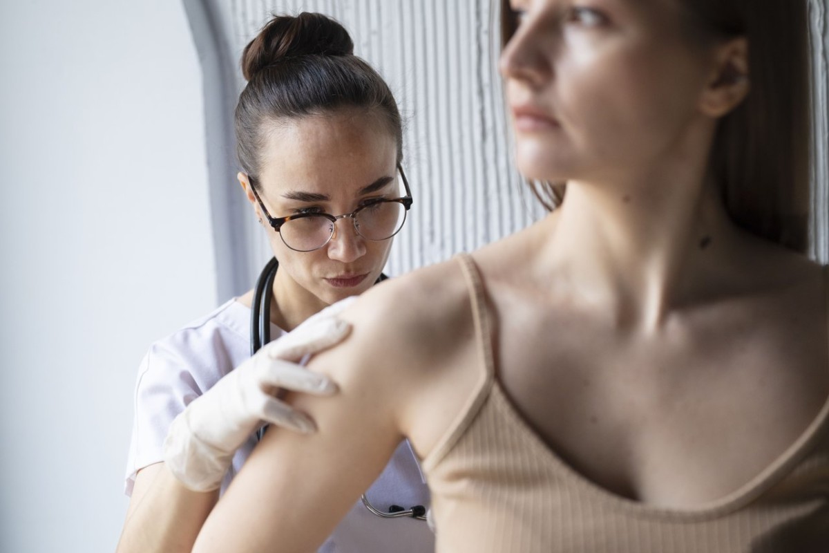 Melanoma: Sintomas, Diagnóstico, Tratamento e mais