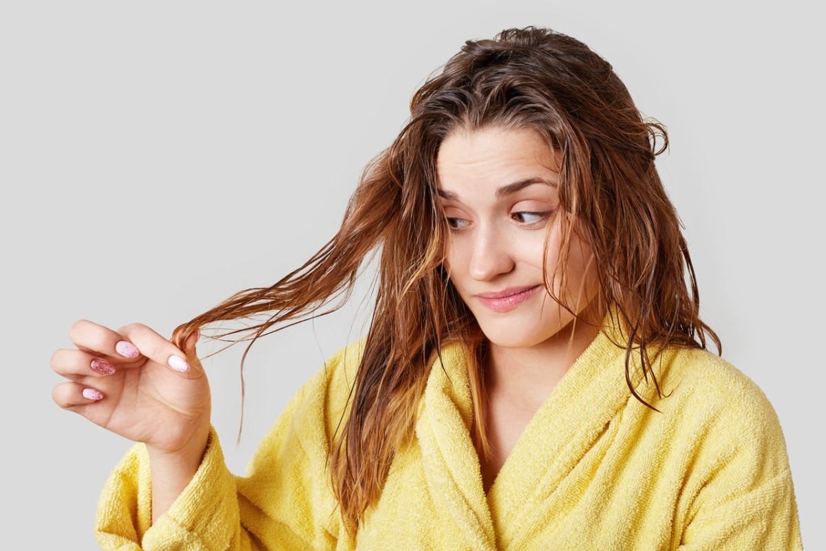 Cabelo oleoso é o mesmo que cabelo sujo?
