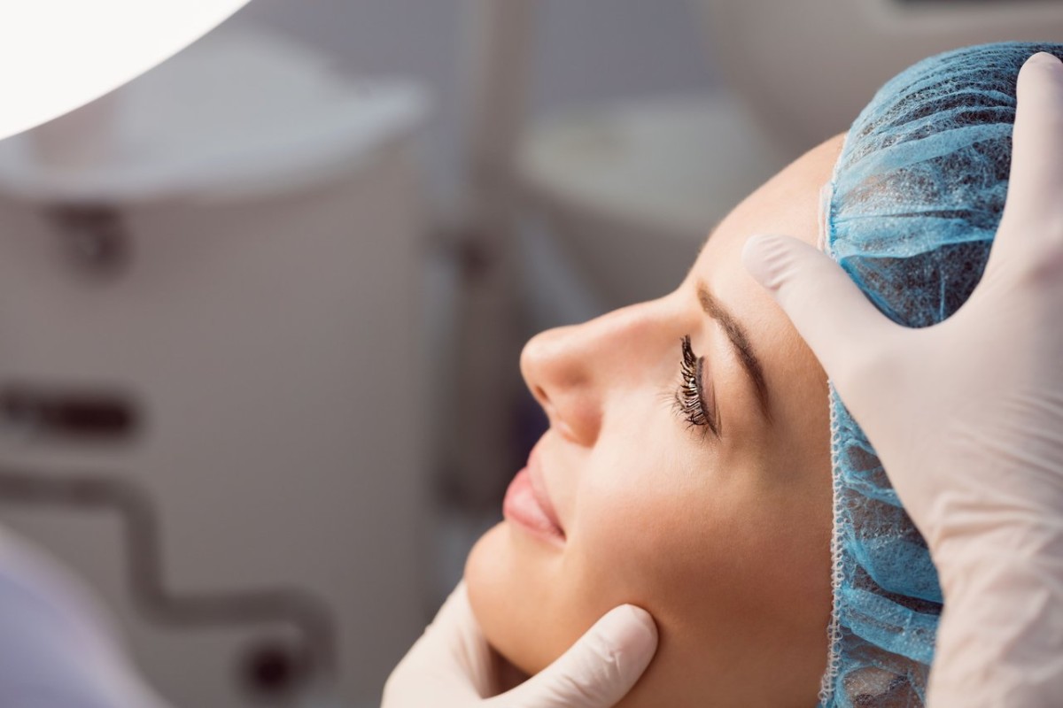É possível realizar Rinoplastia e Mentoplastia ao mesmo tempo?
