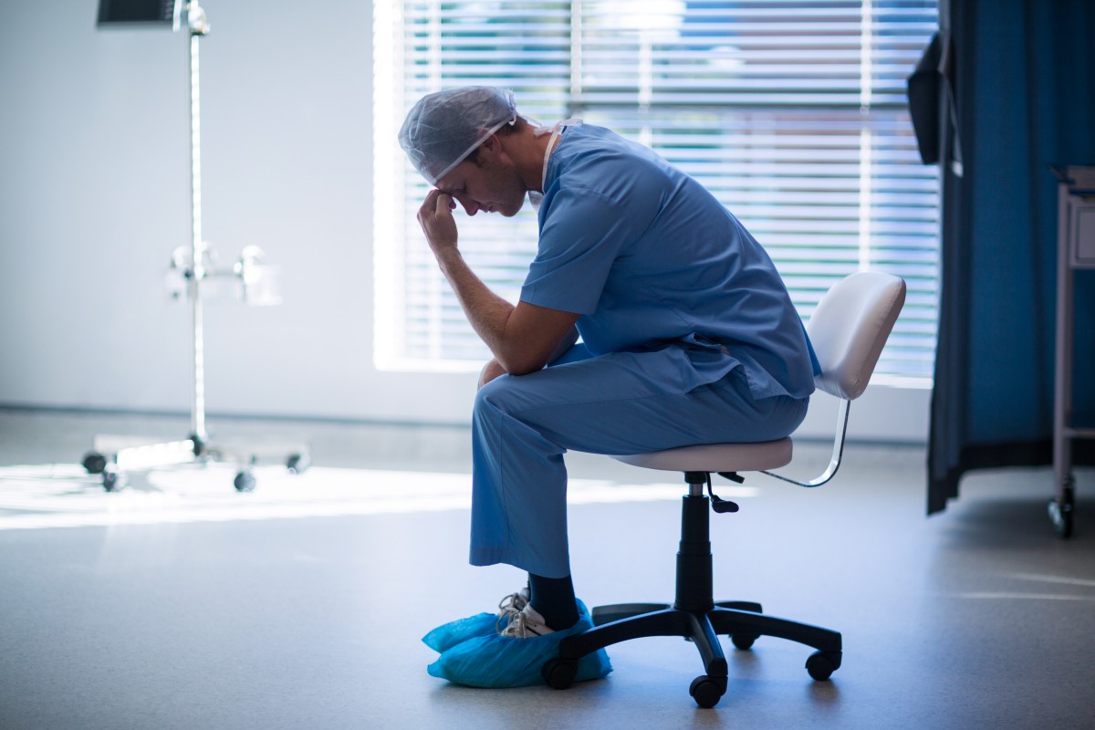O Impacto da Jornada de Trabalho na Saúde dos Médicos