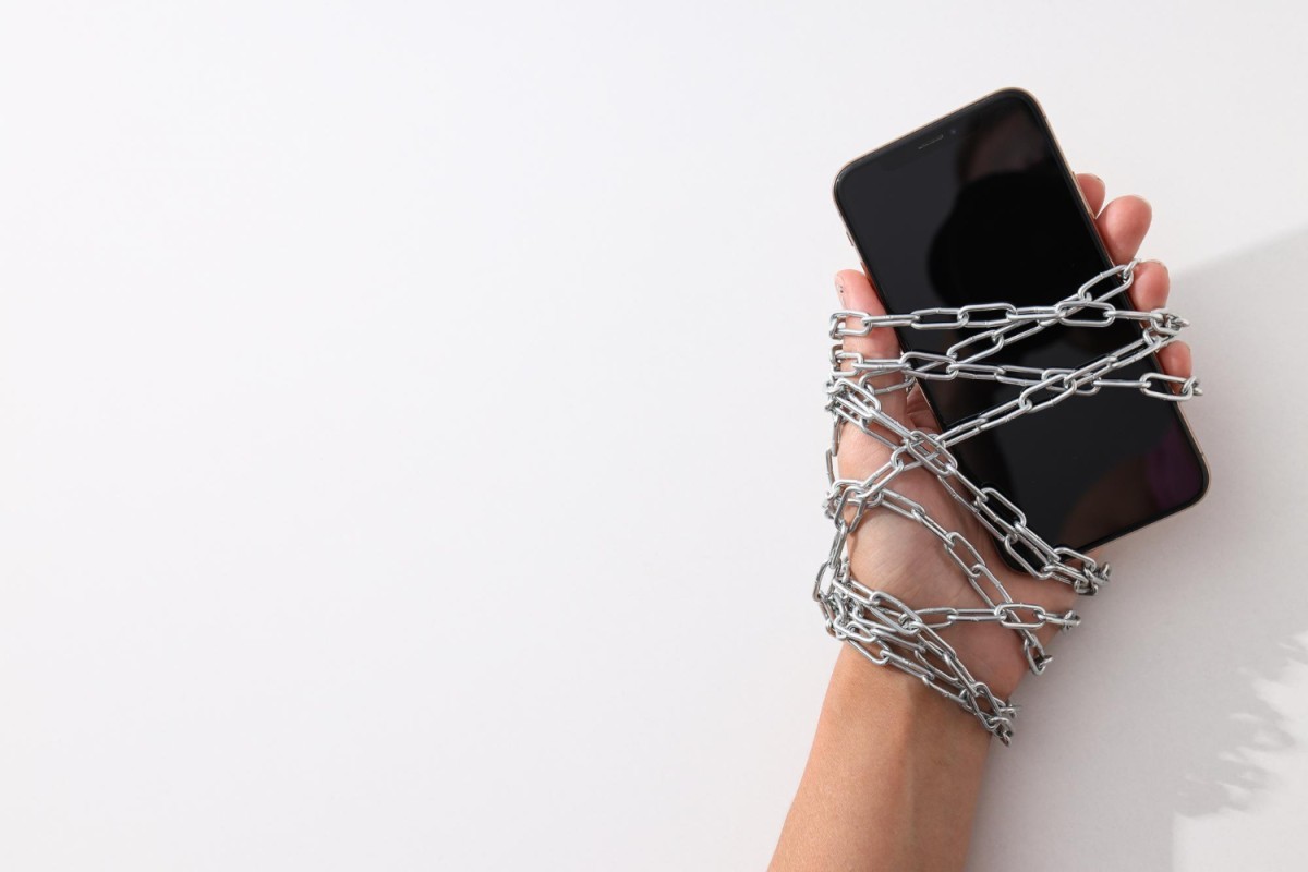 Dependência Digital: Como a Tecnologia Está Controlando Nosso Tempo e Nossa Mente