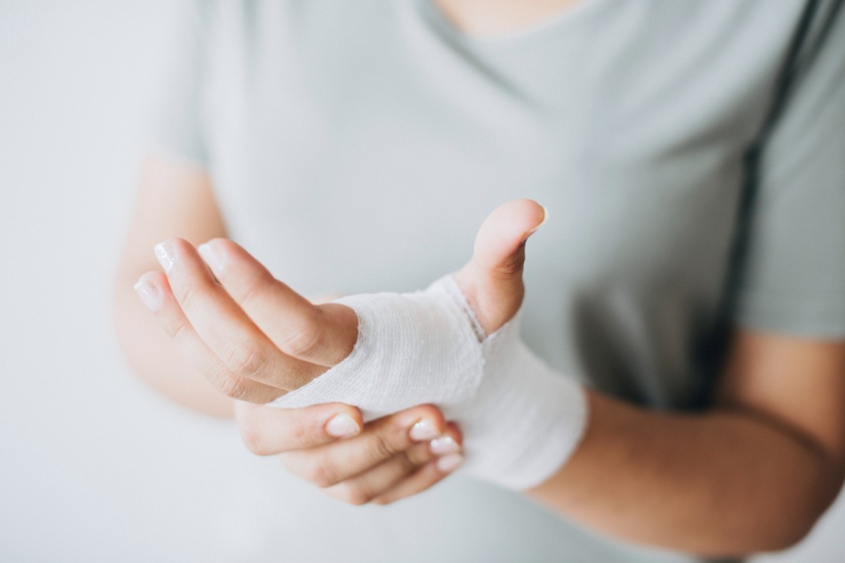 Lúpus Afeta até 300 Mil Brasileiros — Maioria Mulheres Jovens