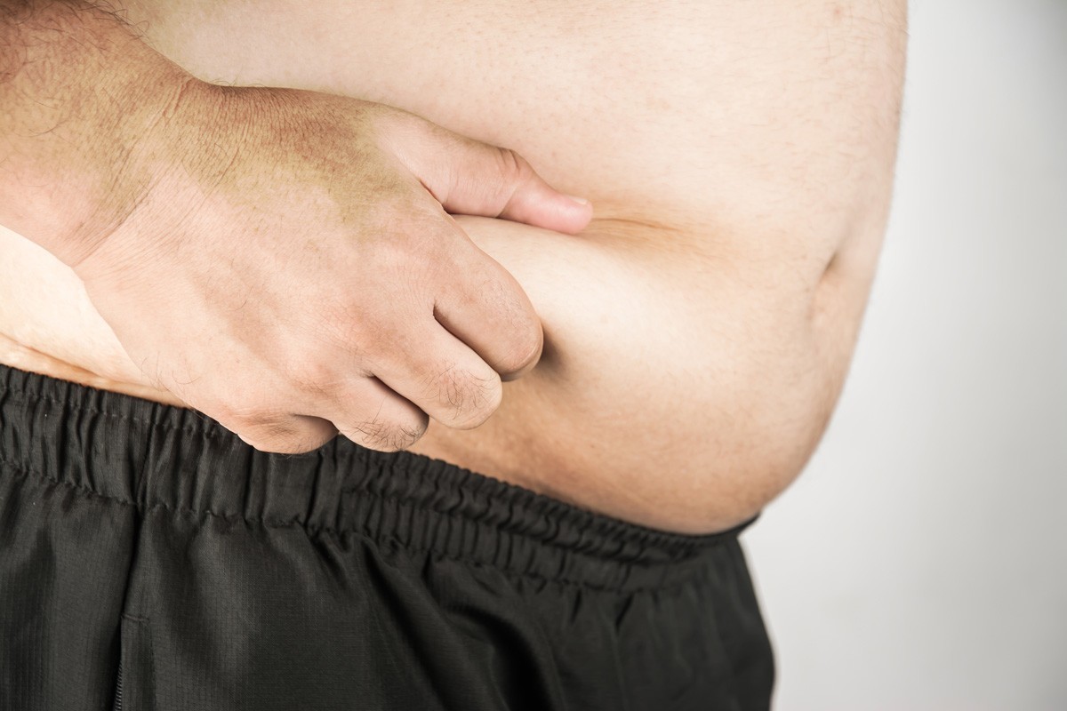 ALERTA: Gordura Abdominal Pode Acelerar Alzheimer aos 40 Anos!