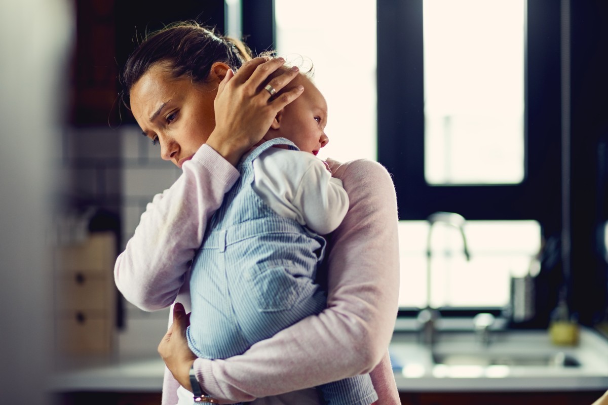 Mães e Depressão Pós-Parto: O Peso Das Cobranças e Das Mudanças Hormonais