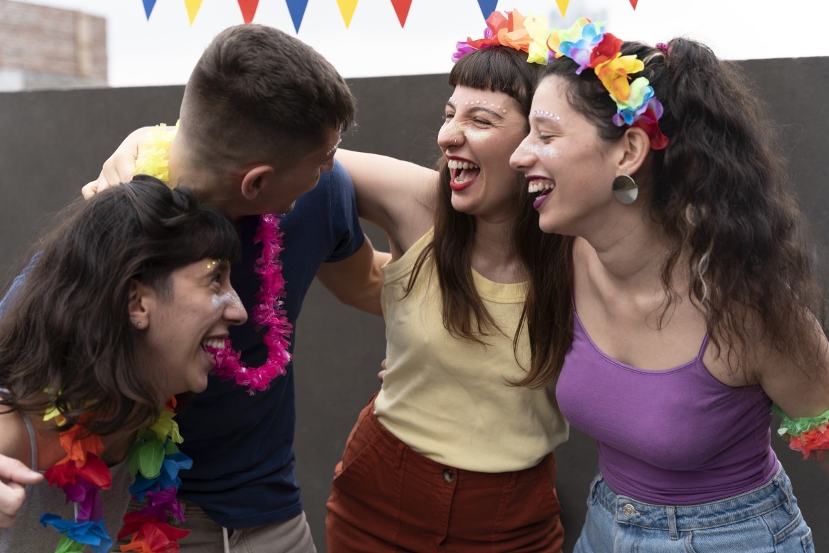 Xô, Sapinho! Dicas para Cuidar da Saúde Bucal Durante o Carnaval