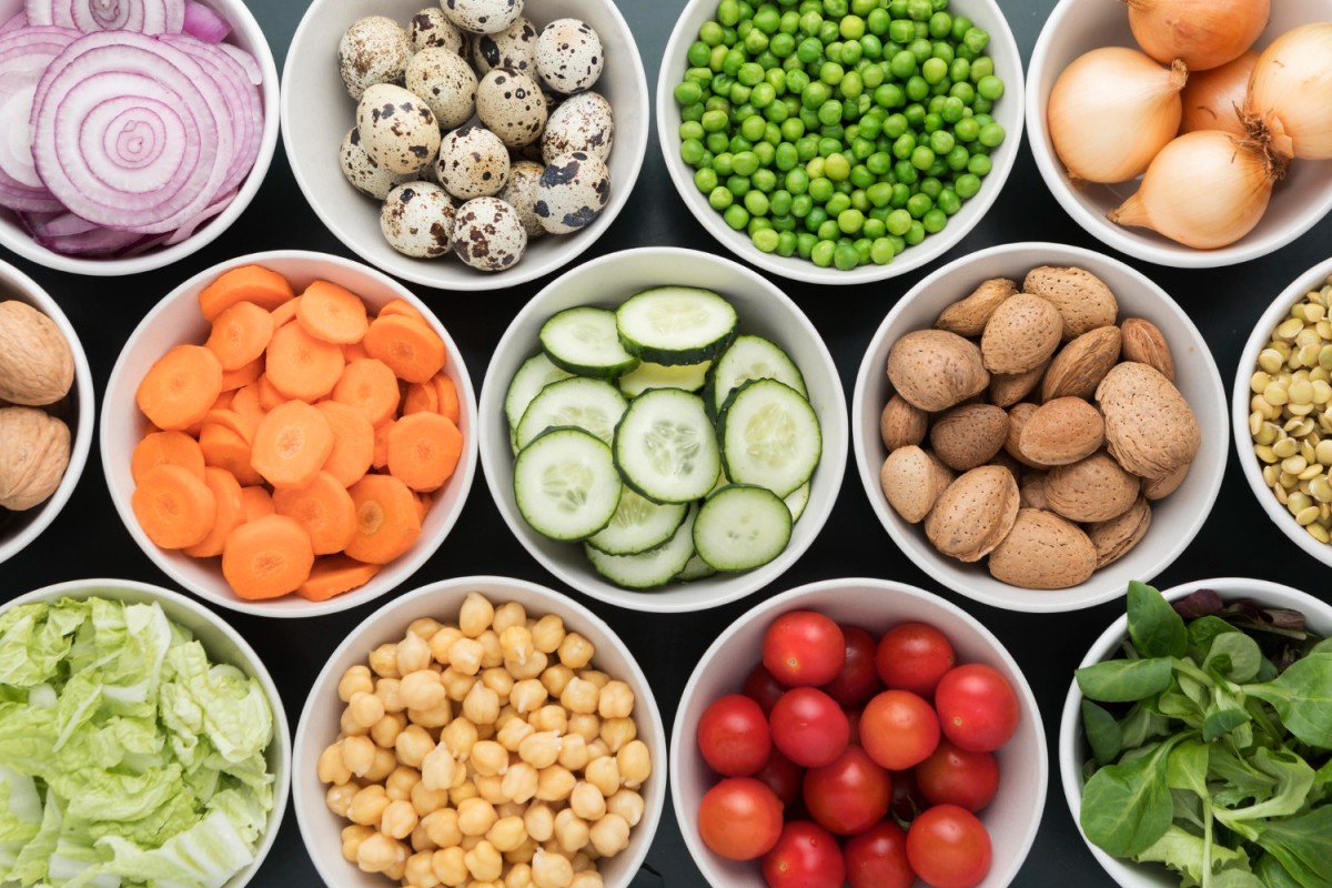 Menopausa: Como a Alimentação Pode Ser Sua Aliada ou Sua Vilã